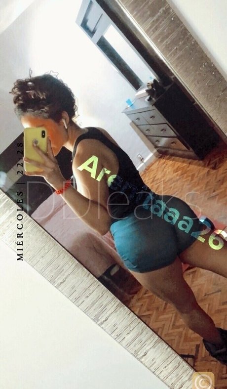 Sassi Zavala arte modelo imágenes