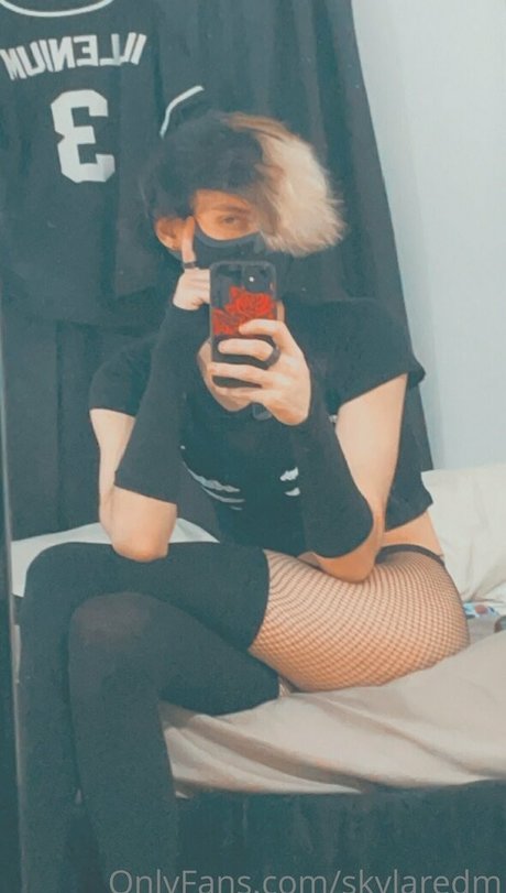 skylaredm actriz exclusiva galería
