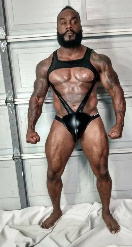 falda de cuero onlyfans desnudos de alta definición foto