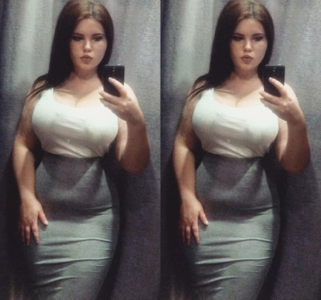 Anna Bernadi buena estrella porno imágenes