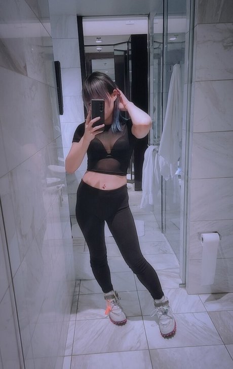 Emucchi Fansly mejor estrella galerías