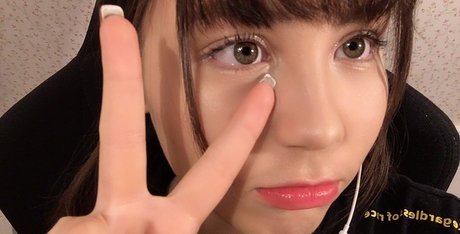 ASMR BlueKatie estrella del arte archivo