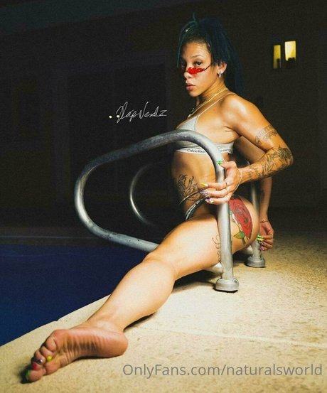 Naturalsworld modelo gratis galería