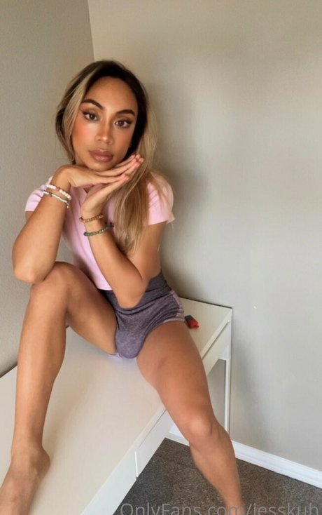 jesskuh modelo bonita foto