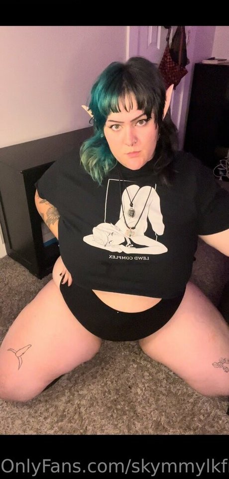 skymmylkfree estrella porno perfecta archivo