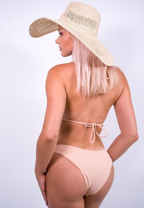 Ola Ciupa modelo de arte imagen