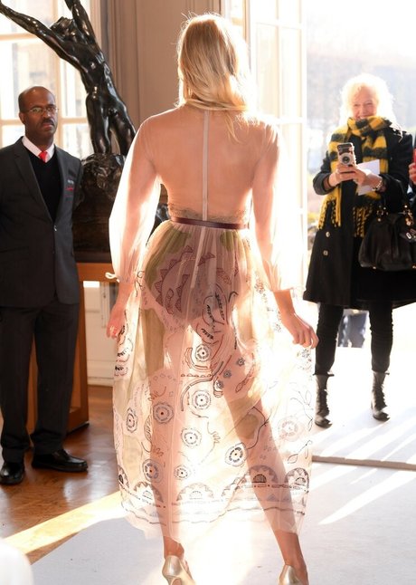 Karlie Kloss buen modelo galerías