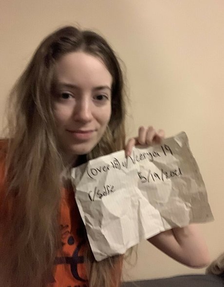 Veerya19 estrella atractiva galerías