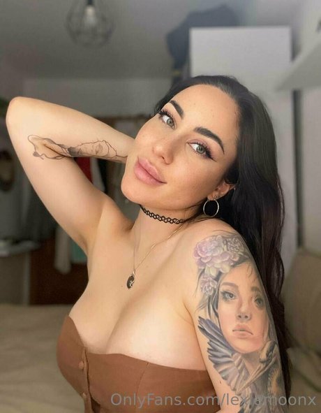 lexiemoonx estrella porno erótica imágenes
