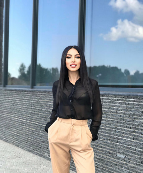 carolmommy modelo fotos