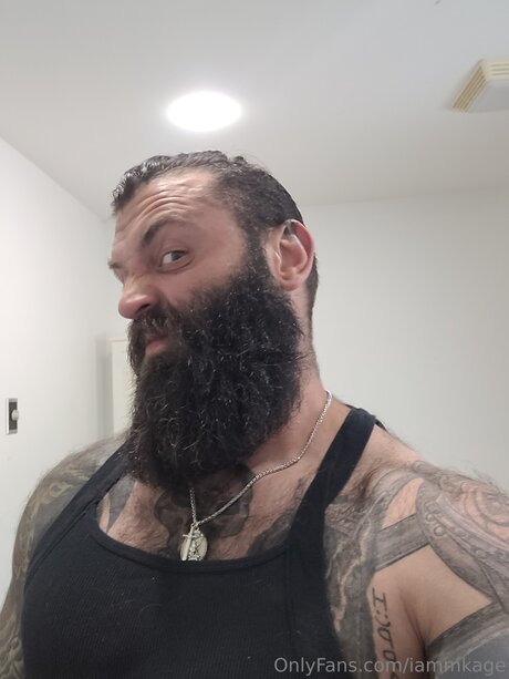 iammkage estrella caliente fotos