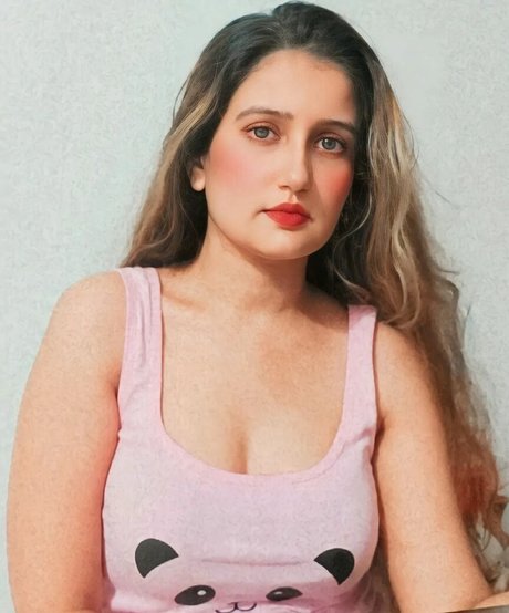 Aniza Hazel estrella xxx foto