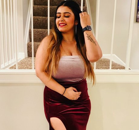 Akankshya Rijal estrella erótica fotos