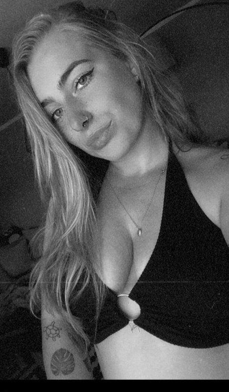 Blondinbelka estrella porno en alta definición imagen