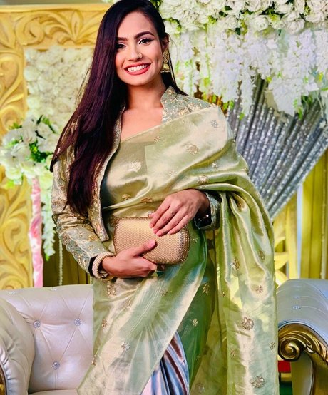 Umme Zamilatun Naima bonita estrella porno galería