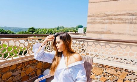 Akanksha Jain estrella porno en alta definición fotos