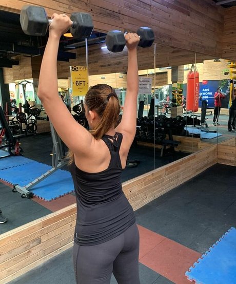 Akanksha Jain estrella agradable galería