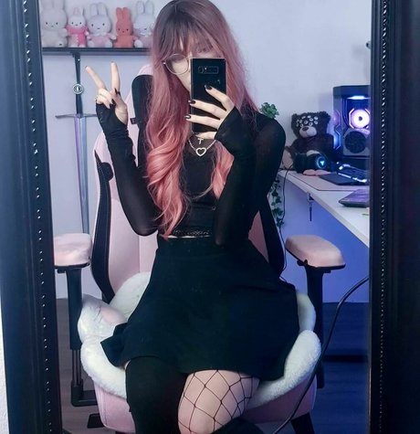 Porcelain Ghoul linda estrella imágenes