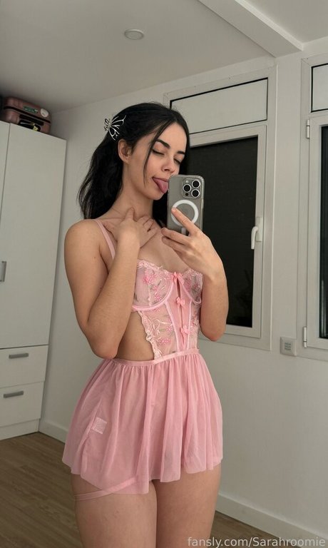 sarahroomie modelo caliente archivo