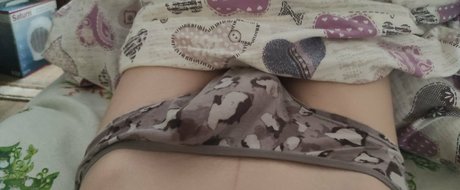 emiria lin modelo libre foto