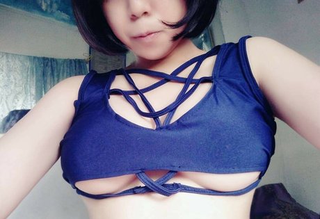 AkemiMikaido modelo fotos