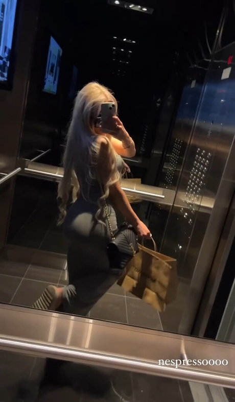 Monet Fisher actriz caliente imágenes