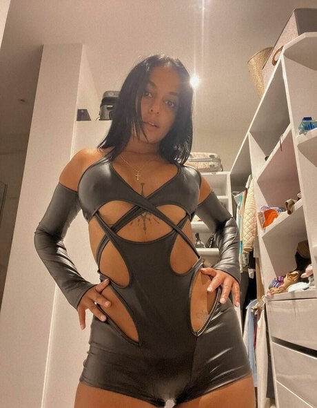 dubyduby hermosa estrella galerías