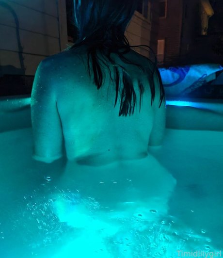 Timidlilygirl estrella porno bonita galerías