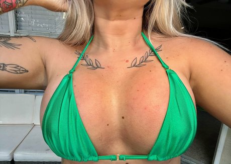 Autumn Rae modelo gratis imágenes