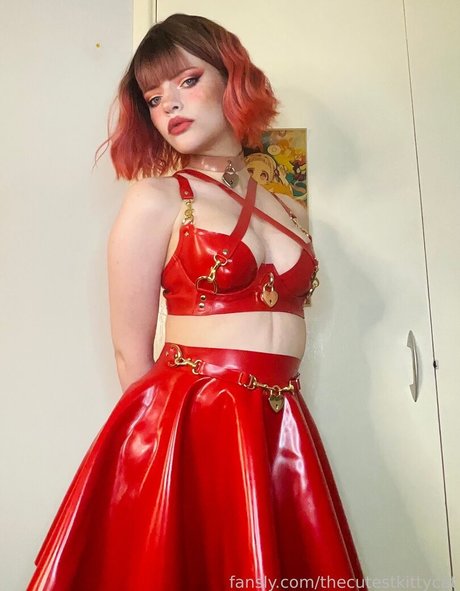 thecutestkittycat modelo erótico galerías