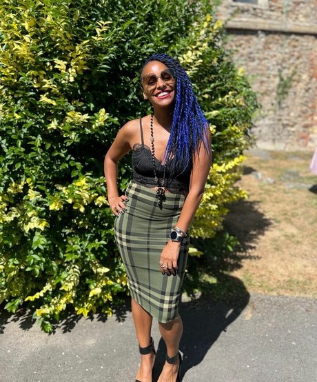 Lucy Hedges estrella porno superior foto