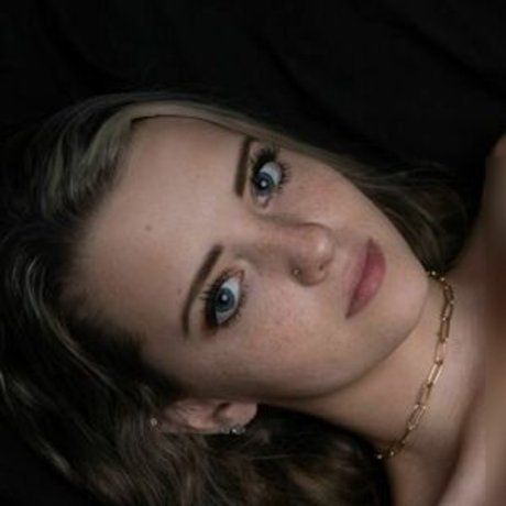 kj bennet estrella porno en alta definición fotos