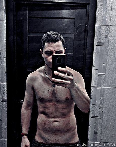 RamZi actriz de alta definición imagen