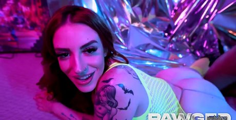 pawgemily estrella porno gratis imagen