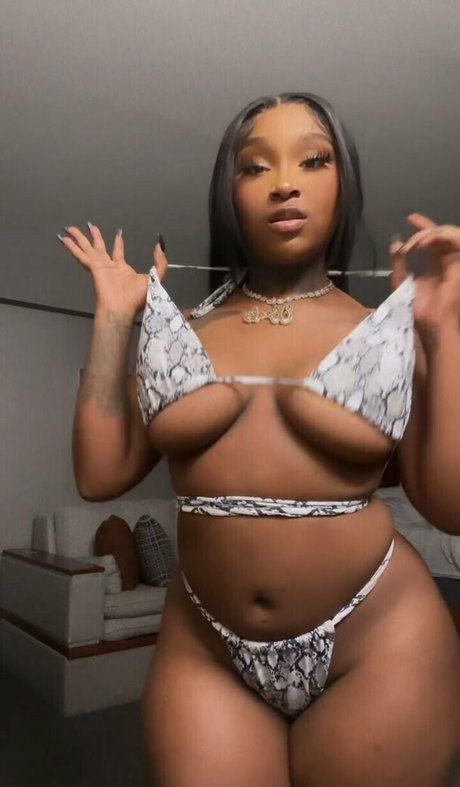 Erica Banks estrella de alta definición galería