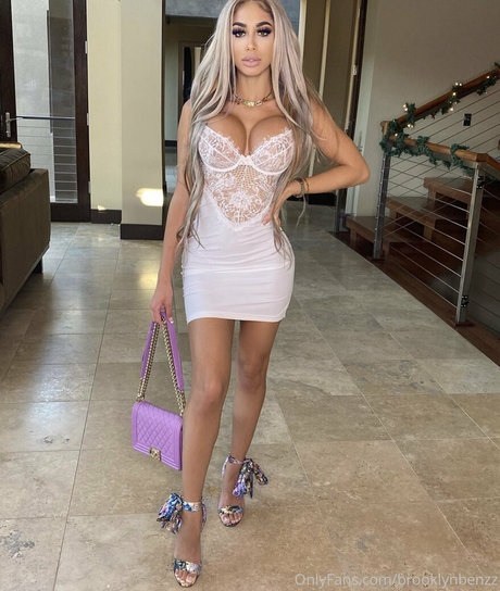 Brooklyn Benzz modelo libre recopilación