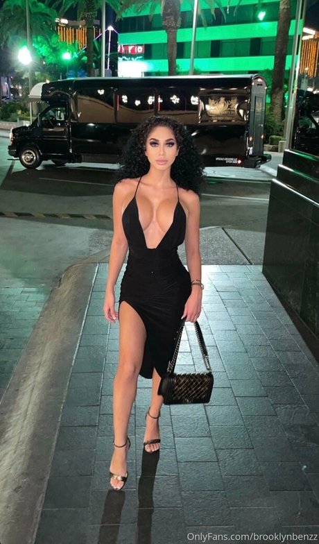 Brooklyn Benzz sexo modelo galería