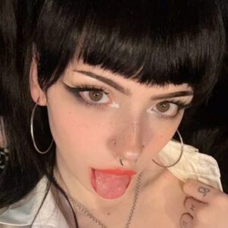 Emma Langevin modelo exclusivo galería