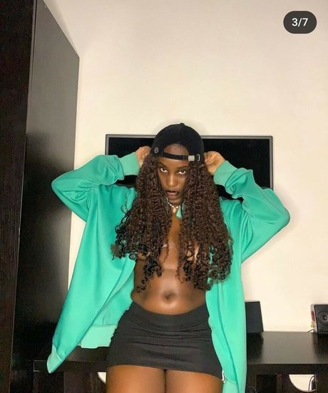 Ifunanya sexo modelo recopilación