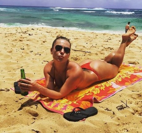 Agnes Bruckner estrella porno superior galería