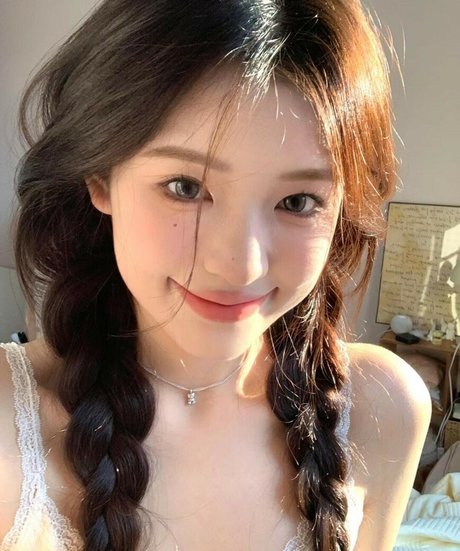 dhn3011 actriz exclusiva foto