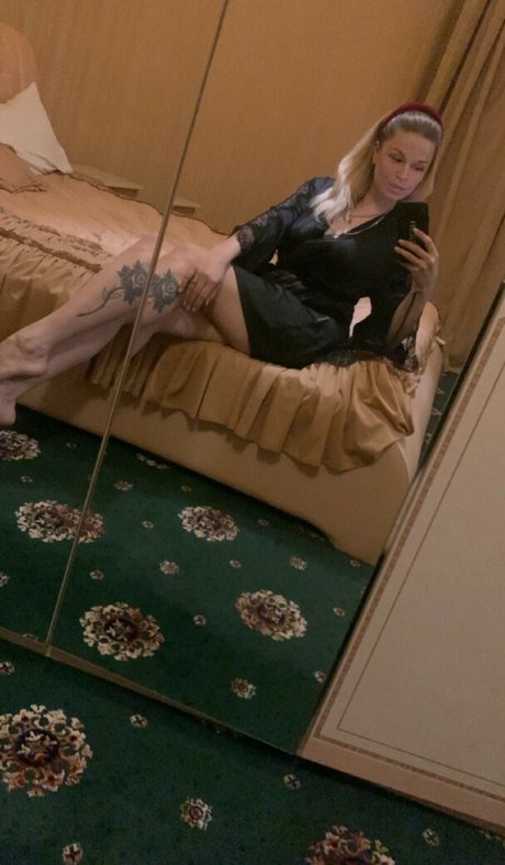 Kittycashew sexo modelo galerías