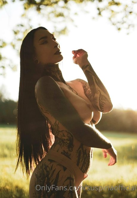 suspiriaofficial estrella porno perfecta galería