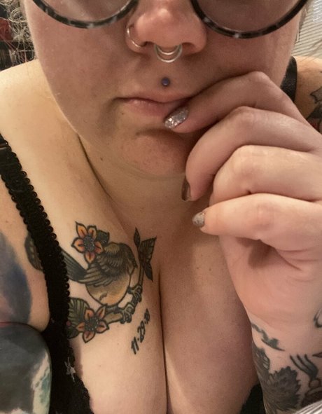 thicc n spooky estrella exclusiva archivo