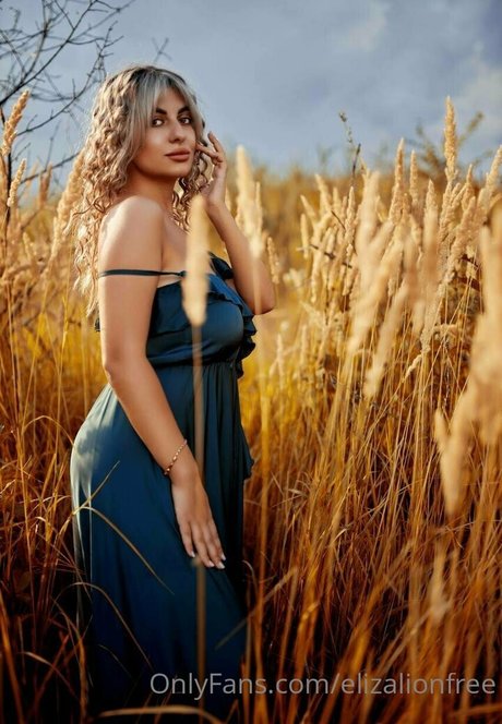 candyadria hermosa estrella porno imagen