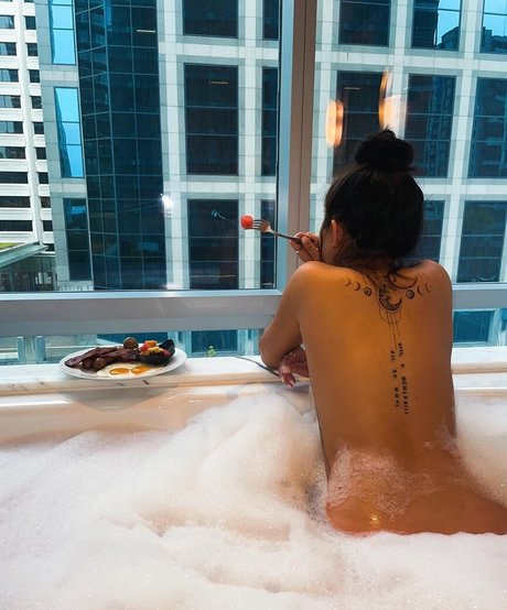 Dfuqanne buena actriz galerías