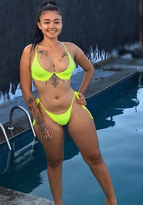 Talia Nascimento modelo libre imágenes