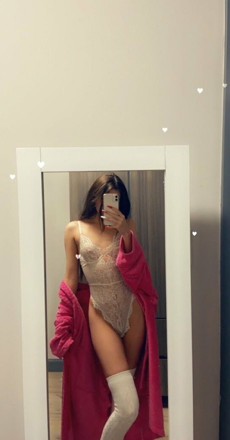 Vera Velvet actriz atractiva fotos