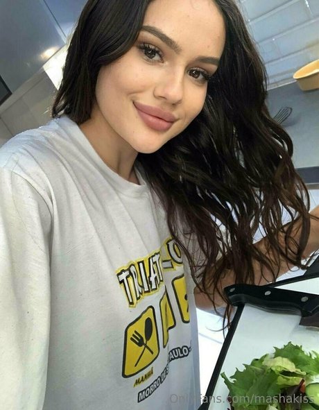 mashakiss linda estrella galerías