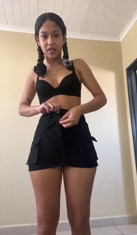 Momofebs bonita actriz galería